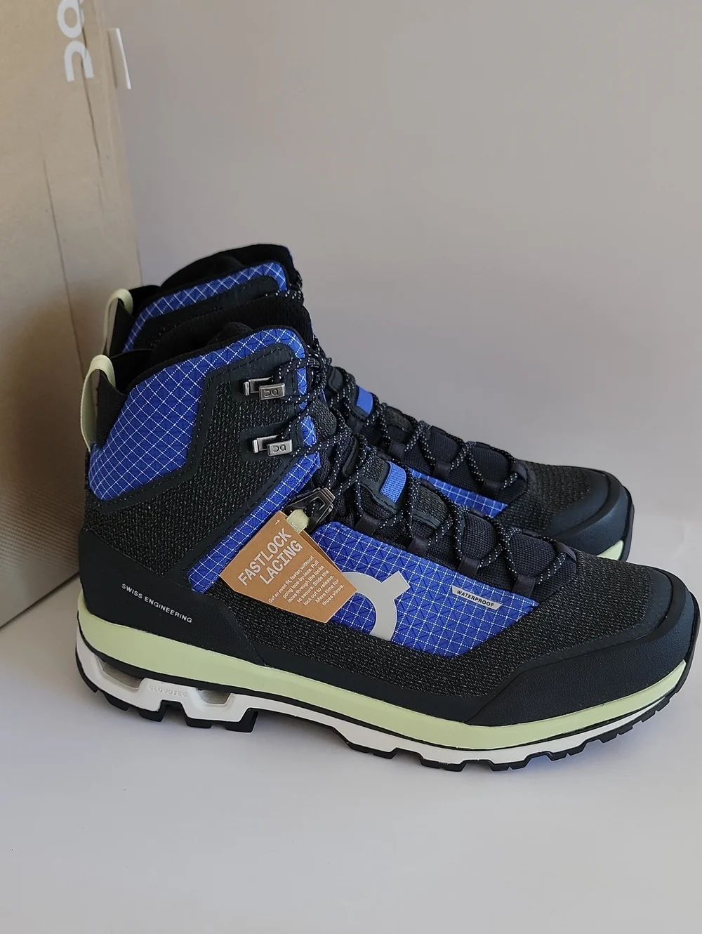 On Cloudalpine Waterproof Women's Hiking Boots US 10 Cobalt/Limelight